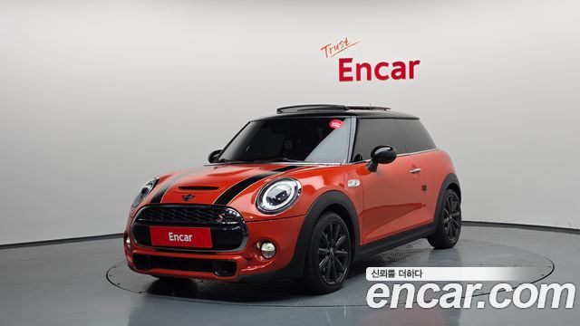 Mini Cooper Standard Third Generation — пробег 82 658 км — фото 1 из 5