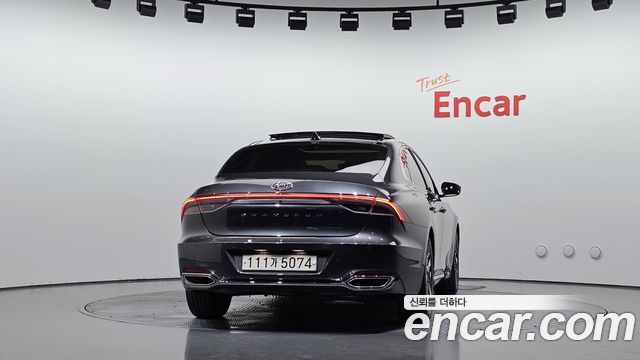 Hyundai Grandeur из Кореи Encar
