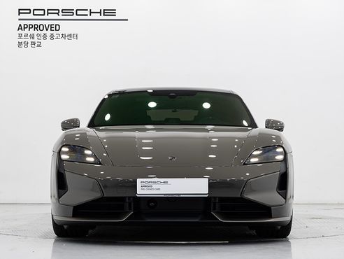 Porsche Taycan Turbo — пробег 70 км — фото 3 из 5
