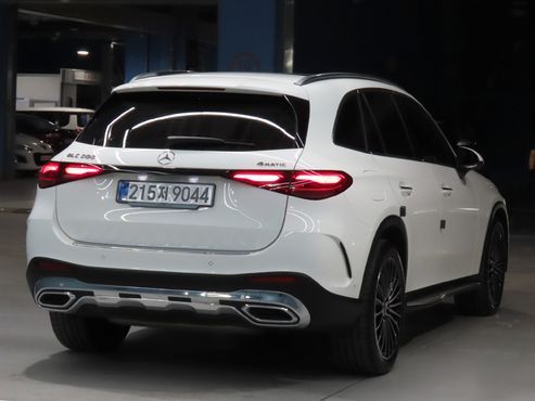 Mercedes-Benz GLC-Class GLC300 4MATIC AMG Line — пробег 38 419 км — фото 3 из 5