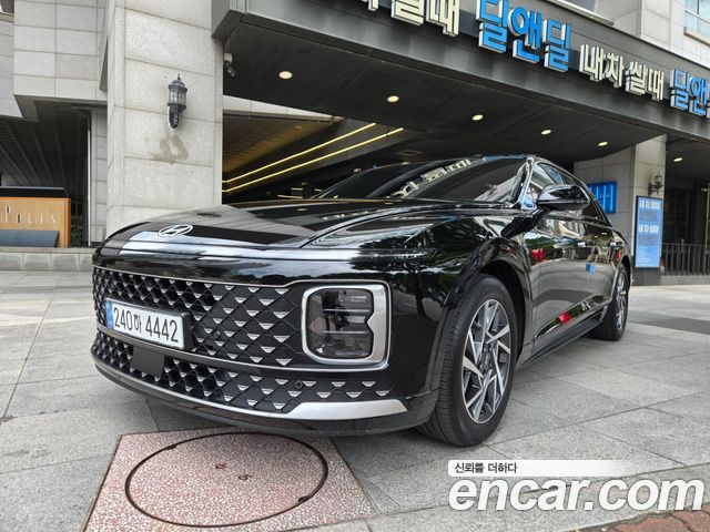 Hyundai Grandeur Premium — пробег 9 300 км — фото 1 из 5
