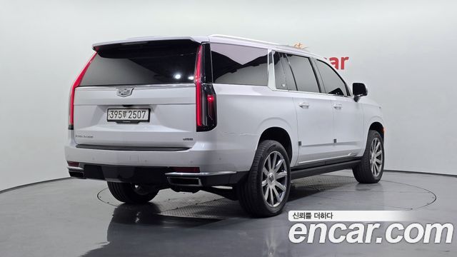 Cadillac Escalade 6.2 ESV ESV Premium Luxury Platinum — пробег 97 653 км — фото 2 из 5