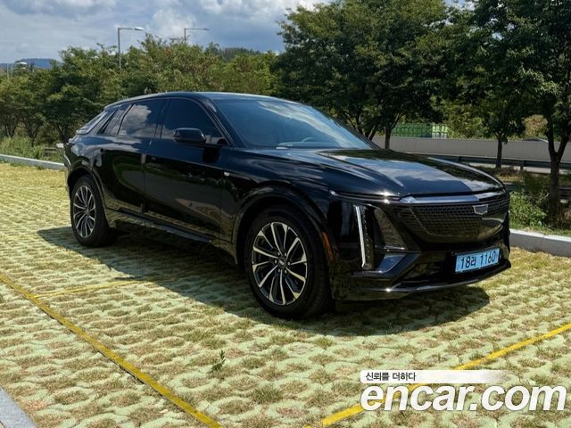 Cadillac Lyriq из Кореи Encar