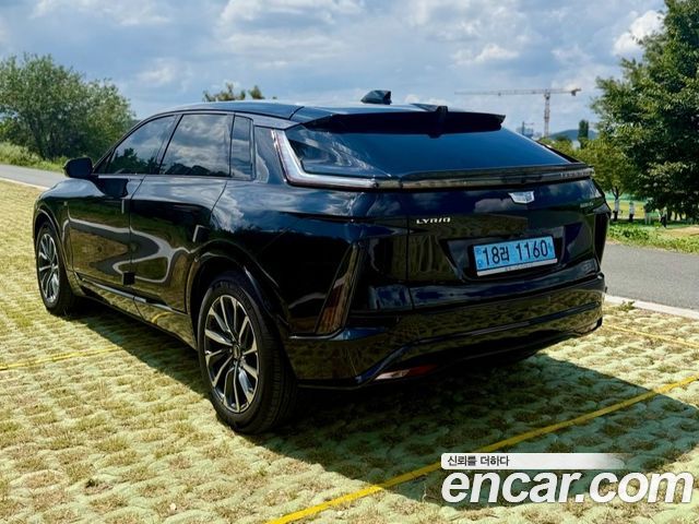 Cadillac Lyriq из Кореи Encar