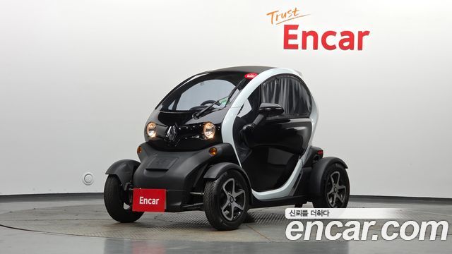 Renault (Samsung) Twizy Intens(2-seater) — пробег 666 км — фото 1 из 5