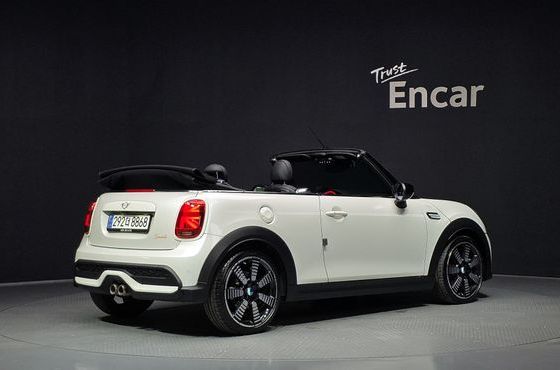 Mini Cooper Convertible Seaside Edition 3rd — пробег 62 356 км — фото 2 из 5