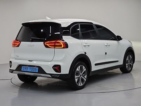 Kia Niro Air — пробег 95 381 км — фото 4 из 5
