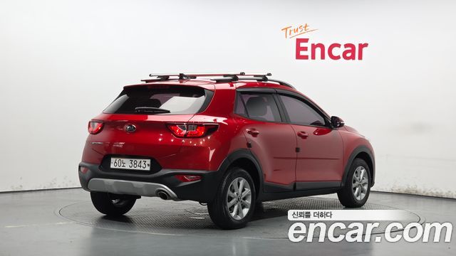 Kia Stonic из Кореи Encar