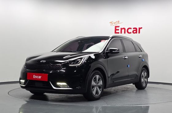 Kia Niro Noblesse — пробег 114 858 км — фото 1 из 5