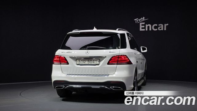 Mercedes-Benz GLE-Class GLE350 d 4MATIC Premium — пробег 153 801 км — фото 4 из 5