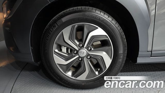 Hyundai Kona Modern — пробег 29 889 км — фото 5 из 5