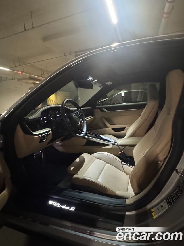 Porsche 911 Turbo S — пробег 4 893 км — фото 3 из 5