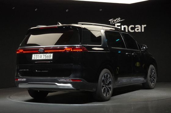 Kia Carnival Diesel 9-Seater Signature — пробег 119 592 км — фото 2 из 5