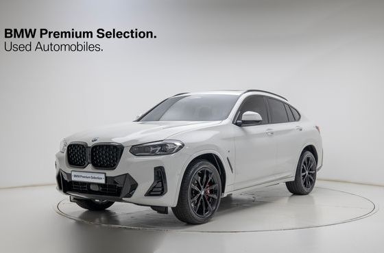 BMW X4 xDrive20i M Sport Pro Special Edition — пробег 5 990 км — фото 1 из 5