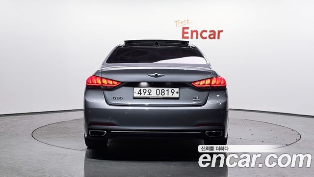 Hyundai Genesis из Кореи Encar