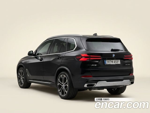 BMW X5 xDrive 30d xLine — пробег 23 836 км — фото 3 из 5