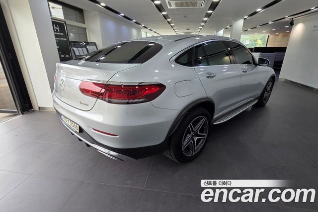 Mercedes-Benz GLC-Class GLC220 d 4MATIC Coupe — пробег 43 877 км — фото 2 из 5