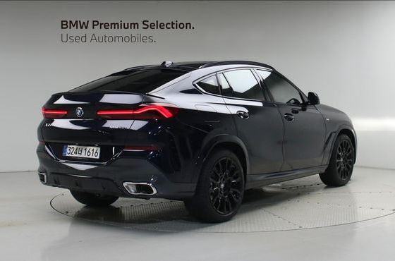 BMW X6 xDrive40i M Sport — пробег 12 825 км — фото 4 из 5