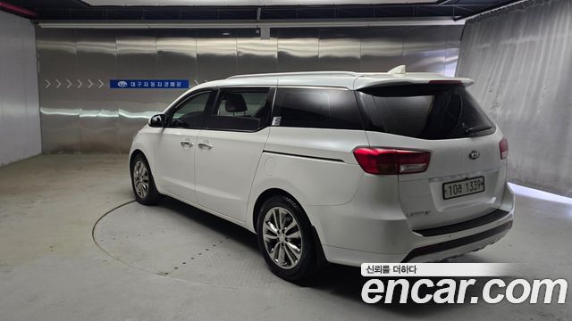 Kia Carnival из Кореи Encar