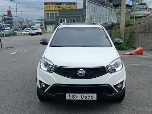 Ssangyong KORANDO 2.2 Extreme 2WD — пробег 156 000 км — фото 3 из 5