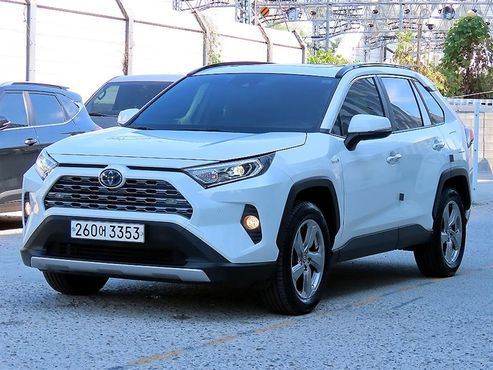 Toyota RAV4 2.5 4WD Hybrid — пробег 53 600 км — фото 5 из 5