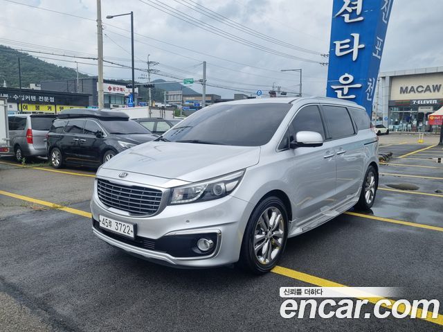 Kia Carnival 9-seater Noblesse — пробег 126 682 км — фото 1 из 5