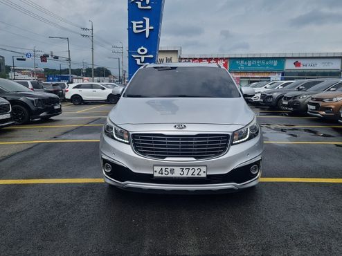 Kia Carnival 9-seater Noblesse — пробег 126 682 км — фото 3 из 5