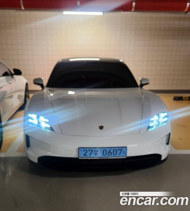 Porsche Taycan из Кореи Encar