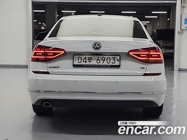 Volkswagen Passat 2.0 TSI B7 — пробег 84 822 км — фото 3 из 5