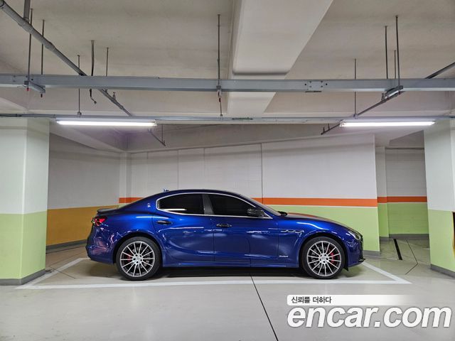 Maserati Ghibli 3.0 Diesel GranSport 3rd — пробег 58 500 км — фото 1 из 5