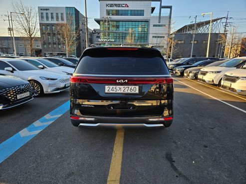 Kia Carnival Diesel 9-Seater Signature — пробег 49 034 км — фото 3 из 5