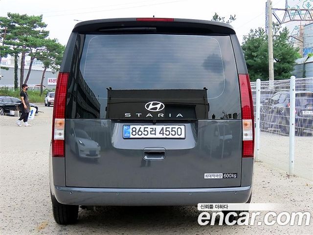 Hyundai Staria L3.5 Cargo 5-Seater Modern — пробег 2 311 км — фото 4 из 5