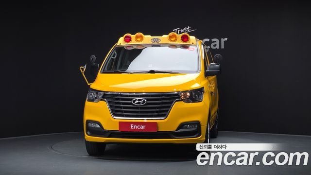 Hyundai Starex 4WD School Bus — пробег 86 957 км — фото 3 из 5
