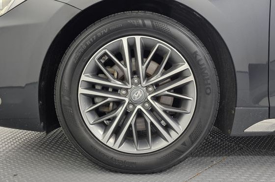 Hyundai Grandeur 2.4 Premium — пробег 214 815 км — фото 5 из 5