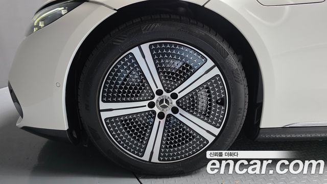 Mercedes-Benz EQS из Кореи Encar