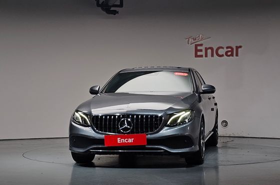 Mercedes-Benz E-Class E200 Avantgarde — пробег 85 882 км — фото 3 из 5