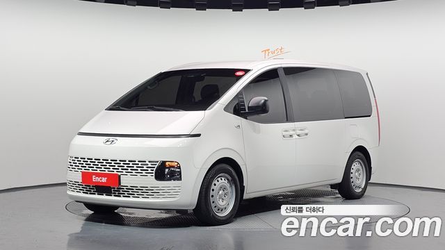 Hyundai Staria Tourer 11-Seater Smart — пробег 132 296 км — фото 1 из 5