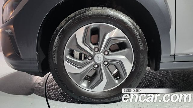 Hyundai Kona Modern — пробег 33 111 км — фото 5 из 5