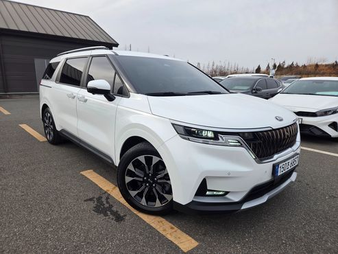Kia Carnival Diesel 9-Seater Prestige — пробег 83 195 км — фото 4 из 5