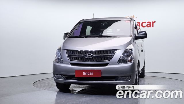 Hyundai Starex 5-Seater VAN CVX Deluxe — пробег 165 804 км — фото 3 из 5
