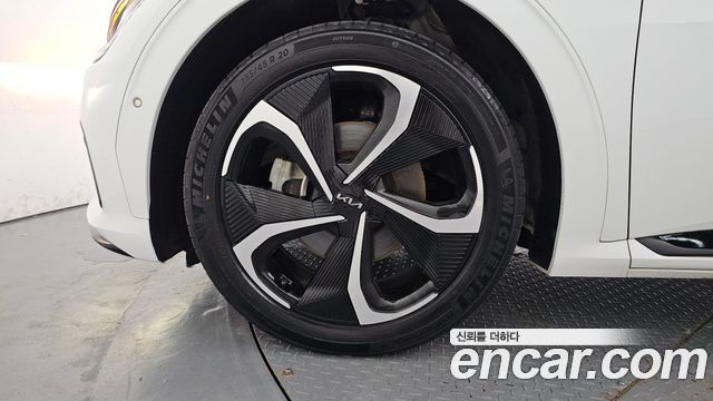 Kia EV6 из Кореи Encar