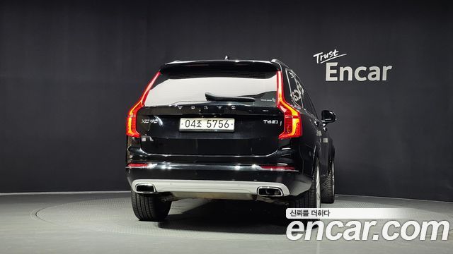 Volvo XC90 T6 Inscription — пробег 139 087 км — фото 4 из 5