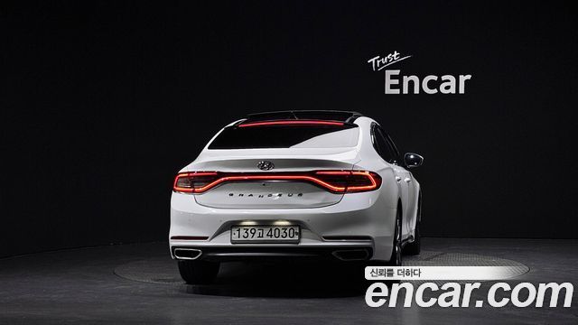 Hyundai Grandeur из Кореи Encar