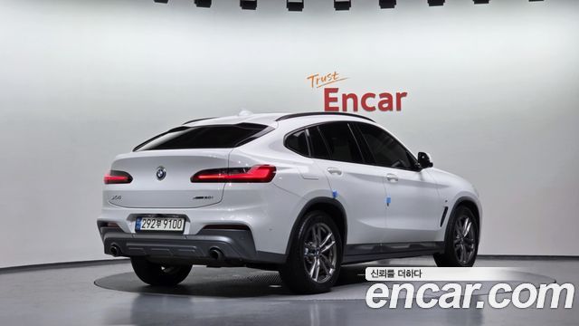 BMW X4 xDrive20i M Sports X Onlile Exclusive Edition — пробег 220 320 км — фото 2 из 5