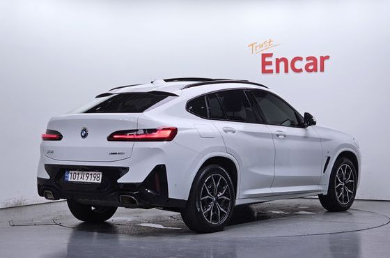 BMW X4 xDrive20i M Sport — пробег 88 146 км — фото 2 из 5