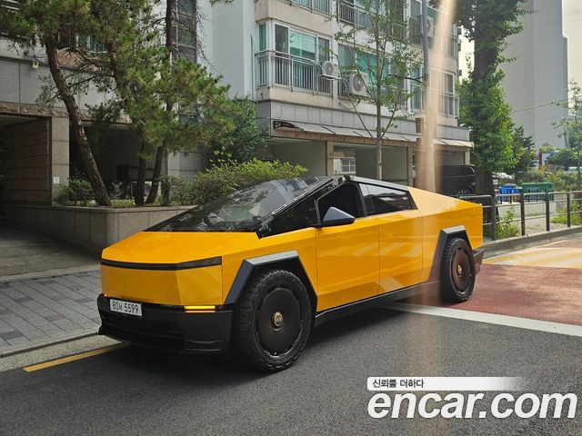 Tesla Cybertruck AWD — пробег 11 950 км — фото 2 из 5