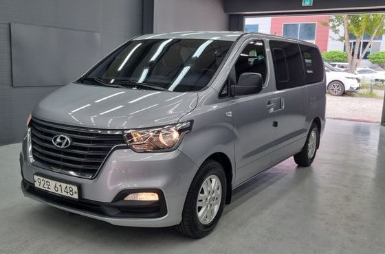 Hyundai Starex Van 5-Seater Smart — пробег 117 409 км — фото 3 из 5