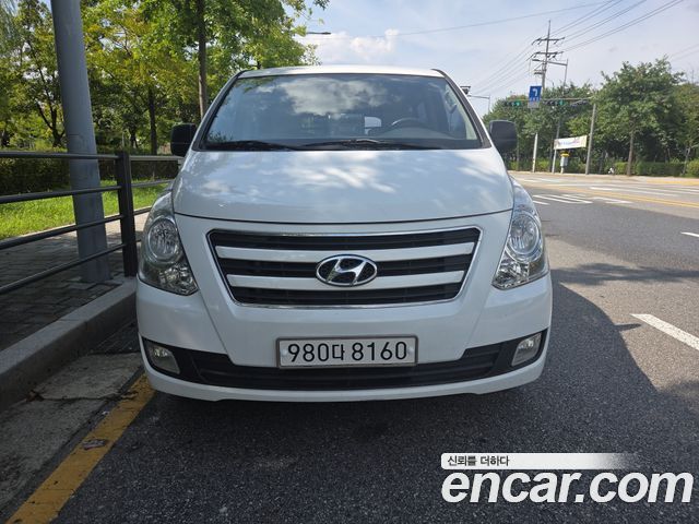 Hyundai Starex Camper LPi — пробег 200 000 км — фото 1 из 5