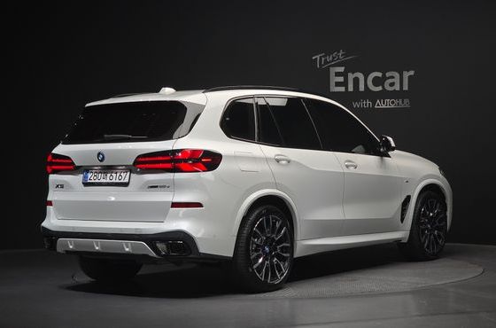 BMW X5 xDrive 50e M Sport — пробег 17 498 км — фото 2 из 5