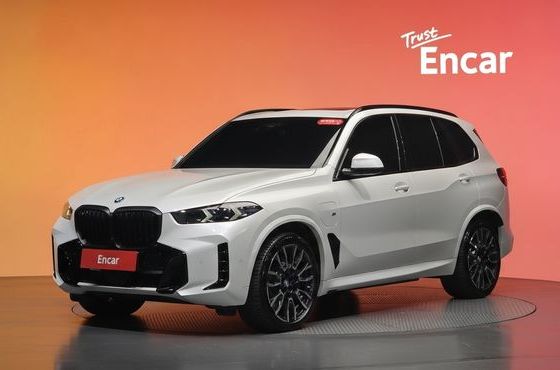 BMW X5 xDrive 50e M Sport — пробег 17 498 км — фото 1 из 5